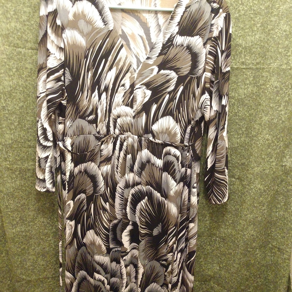 Women's dress